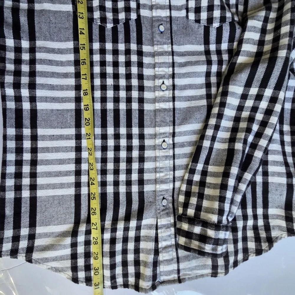 Men's Black and White Checkered Relaxed Shirt